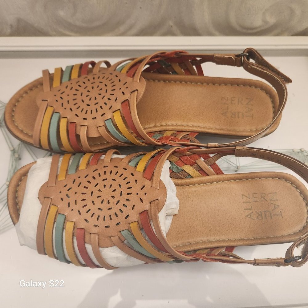 Naturalizer "Whistle" Weave Leather Sandals. NWOT. Size 9.5 Wide - Picture 3 of 9